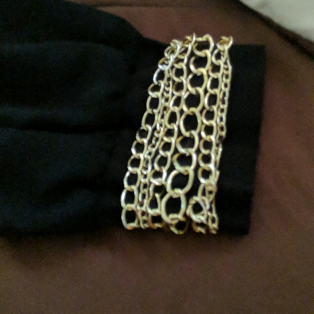 Top - Picture 2 of 3